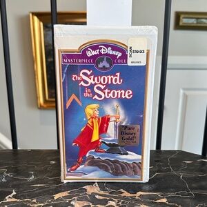 Rare Walt Disney The Sword in the Stone VHS Masterpiece Collection - Sealed